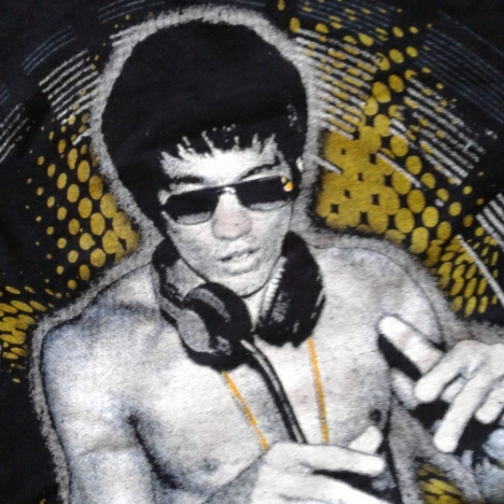 Tee Shirt - Picture 3 of 4